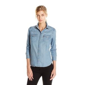 Levi’s Modern Western Shirt